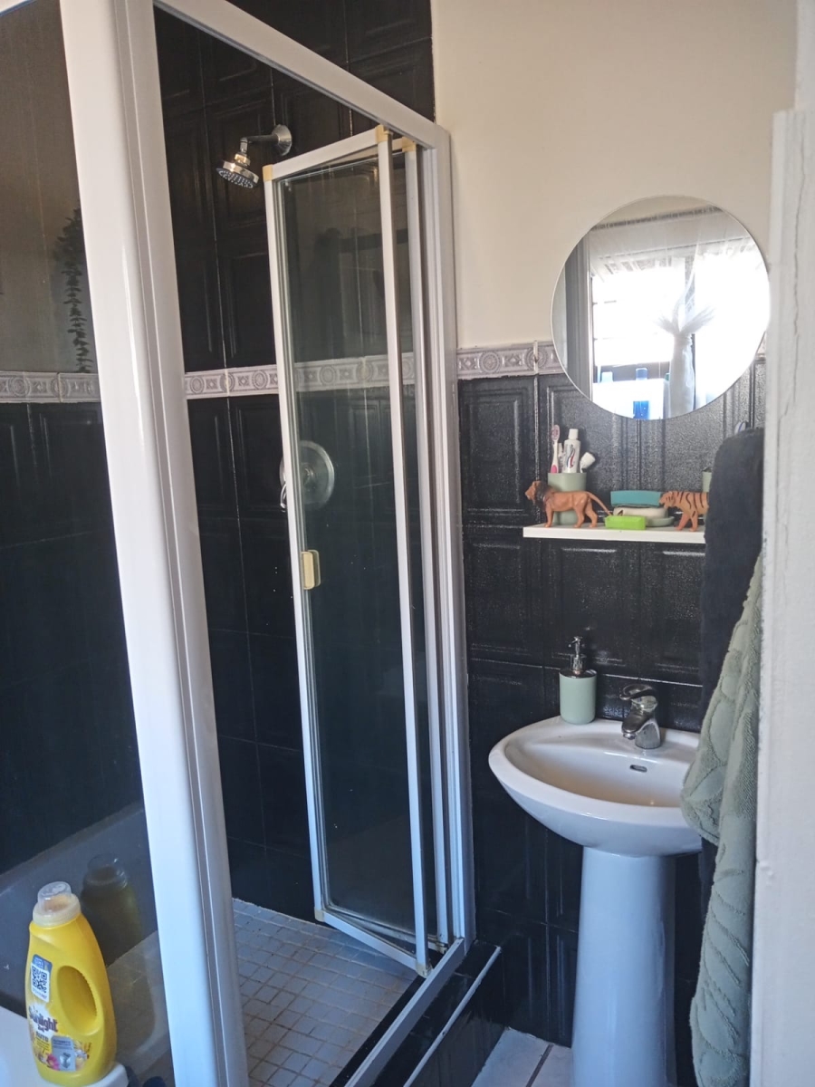 2 Bedroom Property for Sale in Manor Heights Eastern Cape